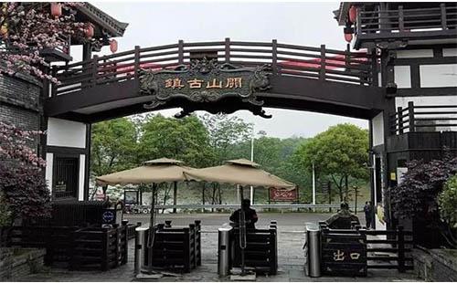 內(nèi)江到桂林旅游指南_內(nèi)江到桂林旅游景點(diǎn)推薦_內(nèi)江到桂林旅游美食推薦