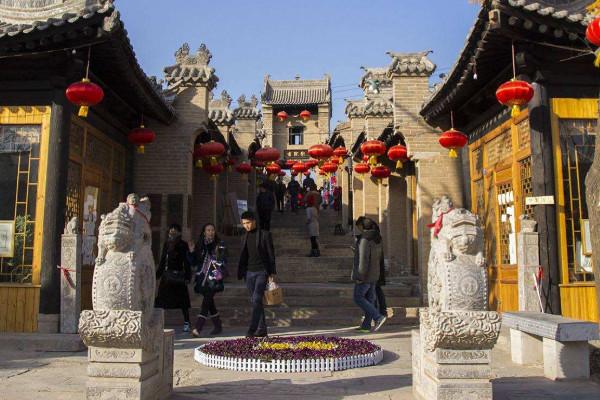 去鳳凰古城公路旅行攻略？地址？如何到達(dá)